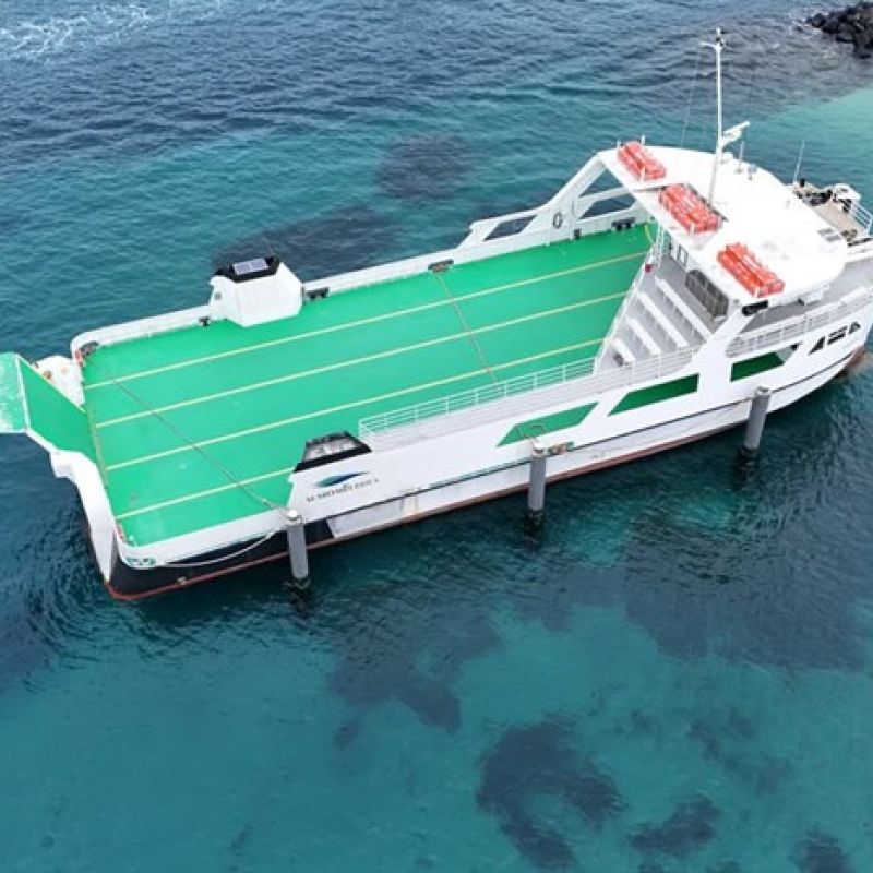 The esplanade hotel queenscliff front door